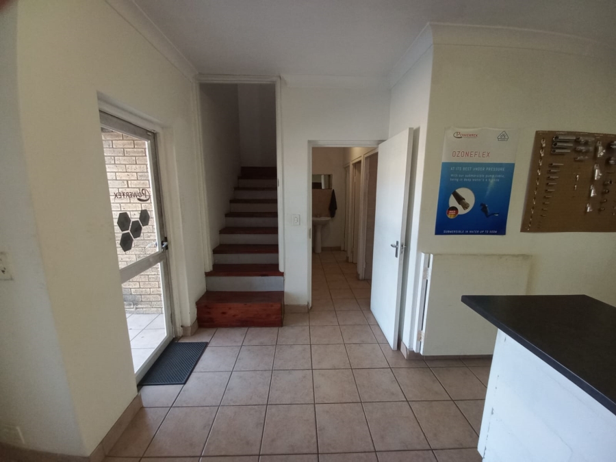 To Let commercial Property for Rent in Montague Gardens Western Cape